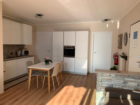 Kitchen or kitchenette, kitchen