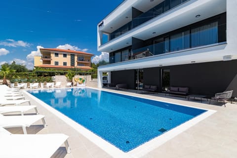 Property building, Pool view, Swimming pool