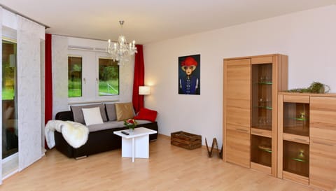 Black Forest Bollenhut Condo in Titisee-Neustadt