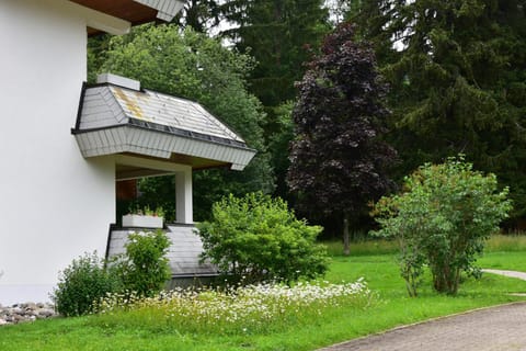 Black Forest Bollenhut Deluxe Condo in Titisee-Neustadt