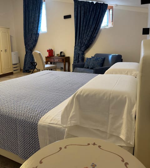 Le Camere Del Ceccottino Bed and Breakfast in Pitigliano