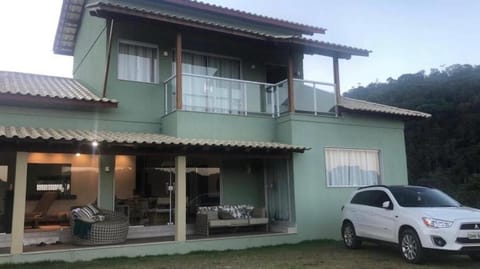 Casas Regiao de Pedra Azul Cverde House in State of Espírito Santo, Brazil