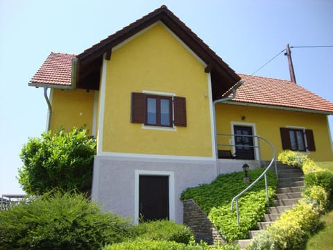 Ferienhaus Weingut Bauer House in Styria