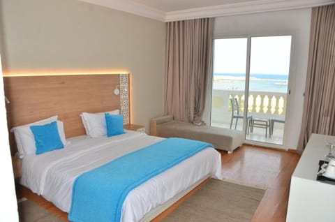 Bed, Photo of the whole room, Bedroom, Sea view