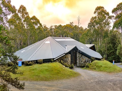 Discovery Parks - Cradle Mountain Nature lodge in Cradle Mountain