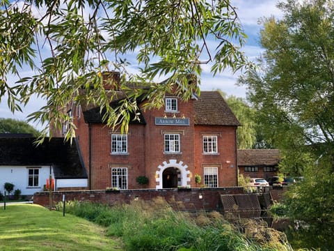 Arrow Mill- Brunning and Price Hotel in Wychavon District