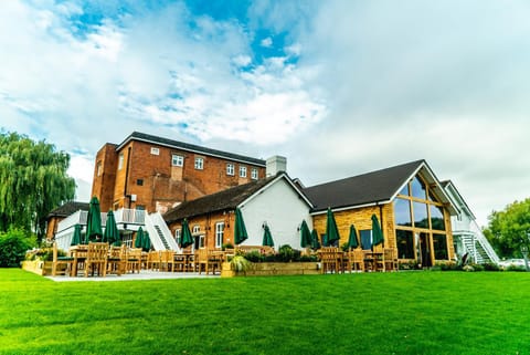 Arrow Mill- Brunning and Price Hotel in Wychavon District