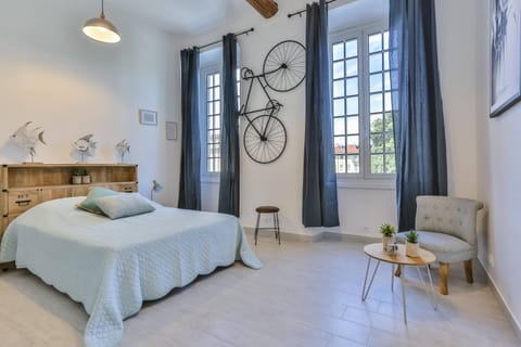 MY CASA GARIBALDI - 4 bedrooms apartment Condo in Nice