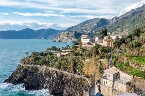 Casa Di Mezzo by Arbaspàa Appartement in Manarola