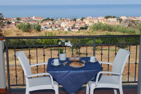 B&B Torre Nave Bed and Breakfast in Praia A Mare