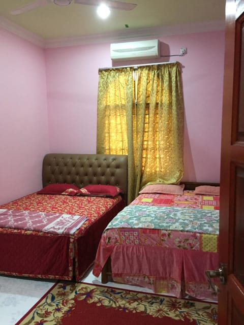 Al Islah homestay Vacation rental in Terengganu, Malaysia