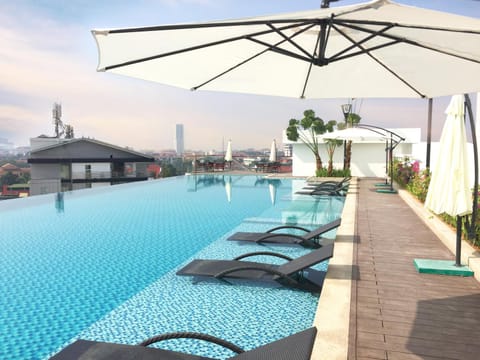 City view, Garden view, Pool view, Street view, Swimming pool, Swimming pool