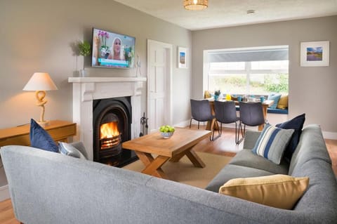Armada Cottages House in County Clare
