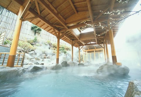 Day, Open Air Bath, Public Bath