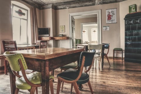 Dining area, Communal kitchen