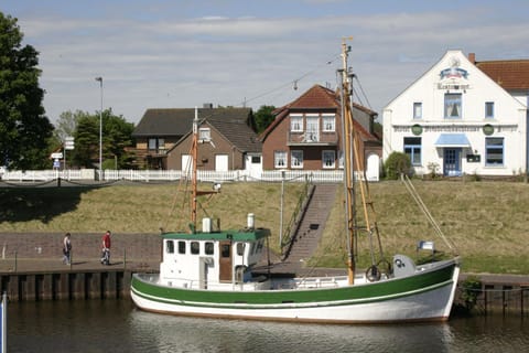 Haus Schleusenblick Appartamento in Wittmund