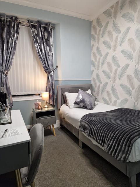 Coffee/tea facilities, Bedroom