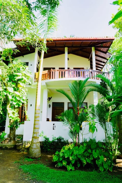 Property building, Patio, Spring, Day, Garden, View (from property/room), Balcony/Terrace, Garden view