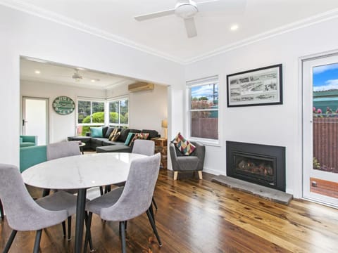 Fieldings Lair House in Port Fairy