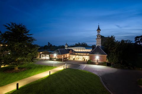 Property building, Night