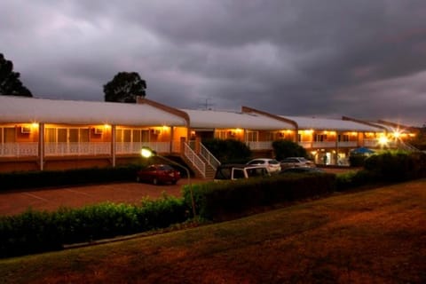 The Hermitage Motel - Campbelltown Motel in Campbelltown