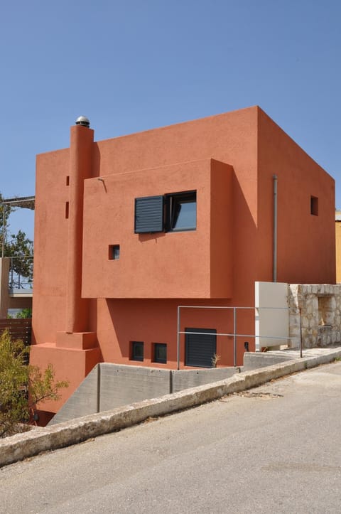 Red Art Maisonette House in Cephalonia