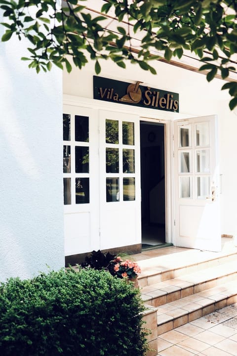 Vila Šilelis Bed and Breakfast in Palanga