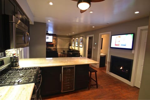 Gondola Lodge & Tahoe Beach Club Nature lodge in Stateline