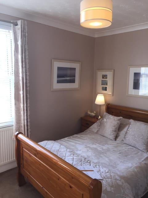 Chiverton House Guest Accommodation Bed and Breakfast in Penzance