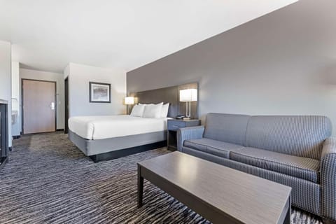 Seating area, Bedroom