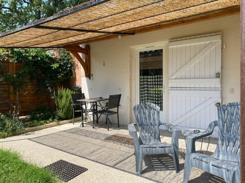 Patio, Balcony/Terrace