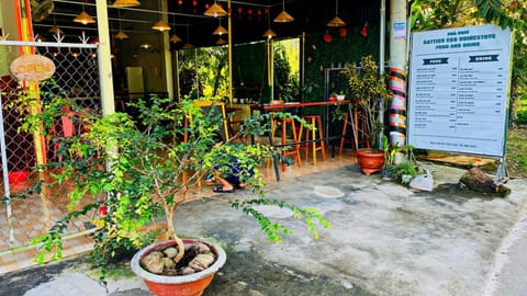 Cat Tien Backpackers Hostel Hotel in Lâm Đồng