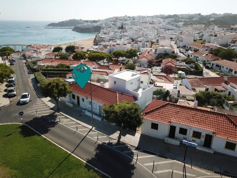 Bird's eye view, City view, Sea view, Street view