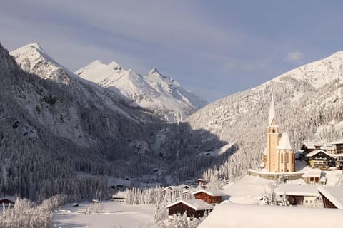 Natural landscape, Winter, Skiing