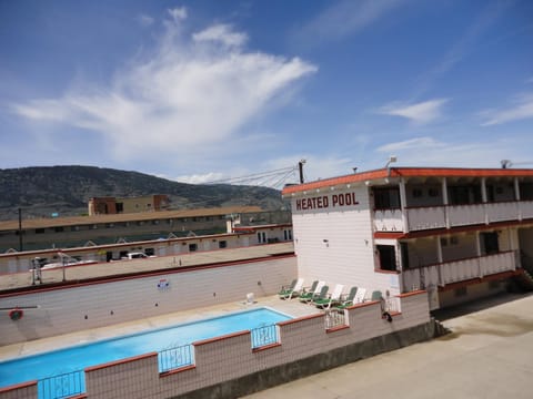 Spanish Fiesta Resort Motel in Osoyoos