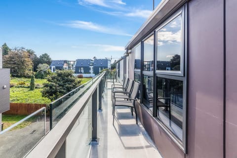 Balcony/Terrace, Balcony/Terrace