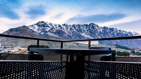 Executive 2 Bedroom Apartment Remarkables Park Apartment in Queenstown