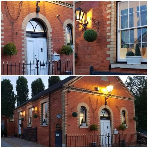 The Old Chapel Stoke Bruerne Bed and Breakfast in Daventry District