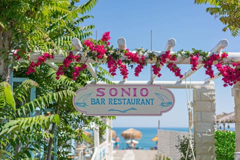 Sonio Beach - Que Bella Collection Appart-hôtel in Platanias