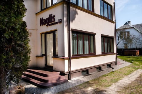 Facade/entrance, Day