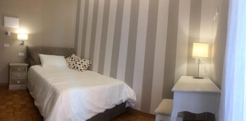 Robin Rooms Bed and Breakfast in Montegranaro