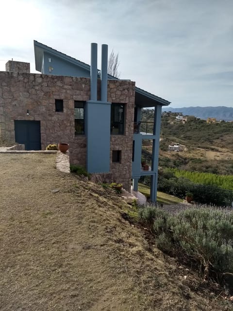 Facade/entrance, Natural landscape, Garden