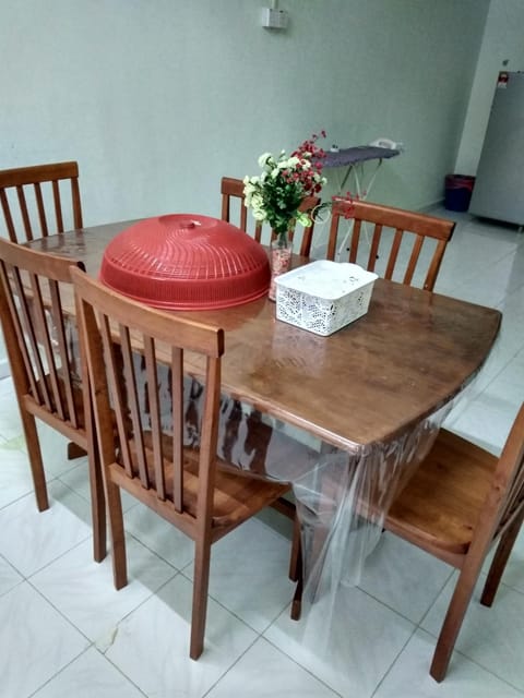 Bonda Guesthouse I Bed and Breakfast in Terengganu, Malaysia