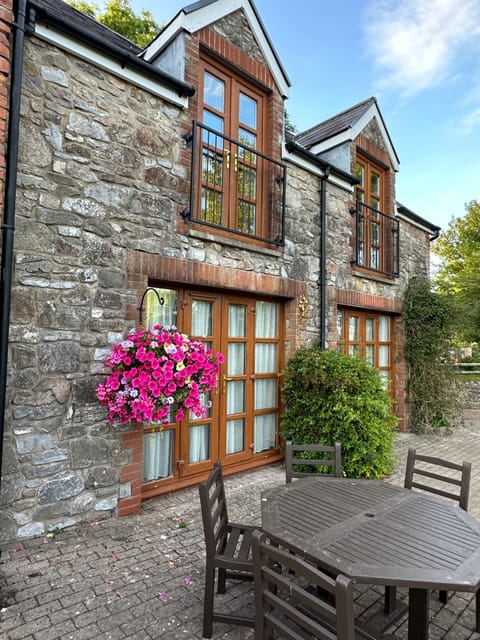 Hael Farm Cottage House in Ilston