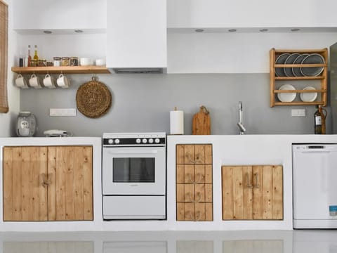 Maria Seaview Villa near Naousa House in Paros, Greece