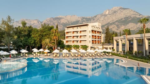 Property building, Pool view