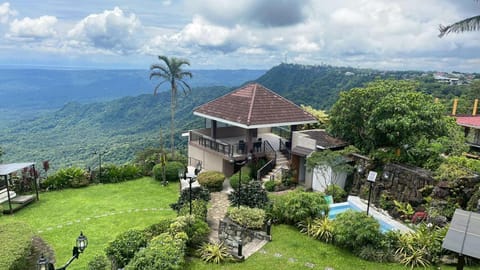 The Lakeview Suites Bed and Breakfast in Tagaytay