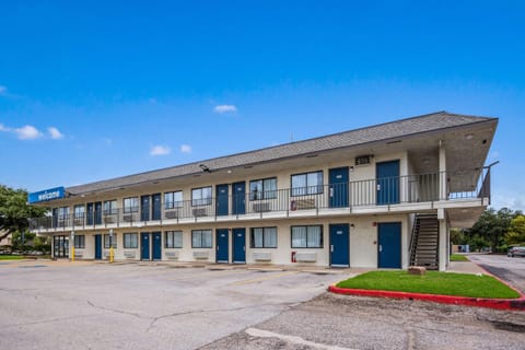 Motel 6-College Station, TX - Bryan Hotel in College Station