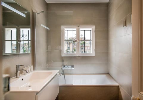 Villa Lostan House in Cogolin