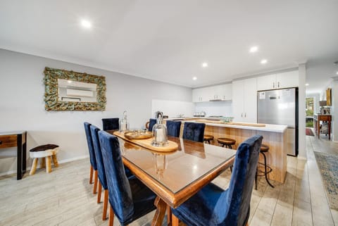 The Mountain House Luxury and Newly Built Maison in Jindabyne